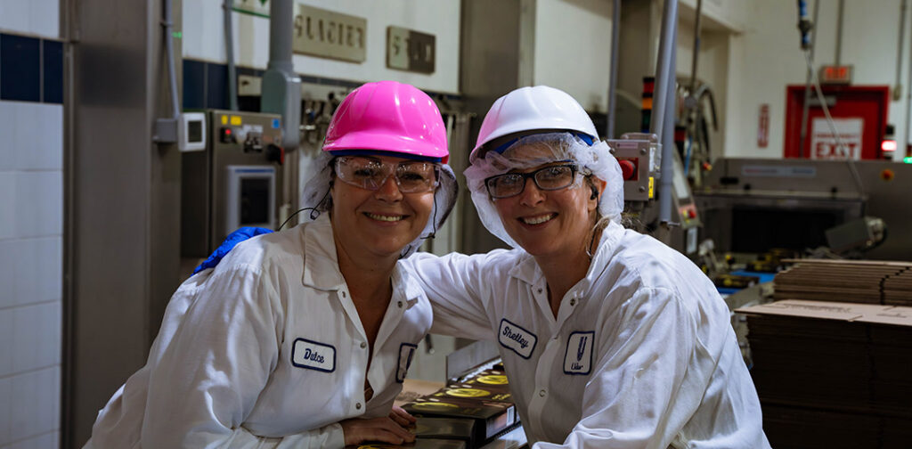 women factory work